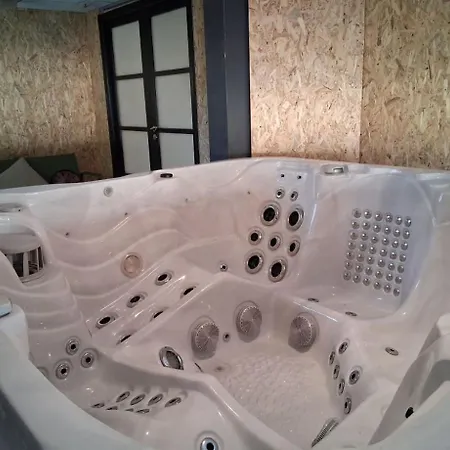 Refuge Des Amis La Gaubretiere