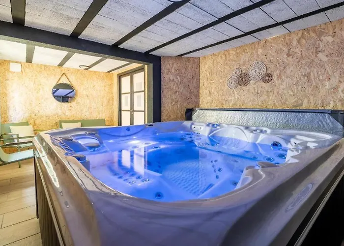 بيت للعطل Refuge Des Amis